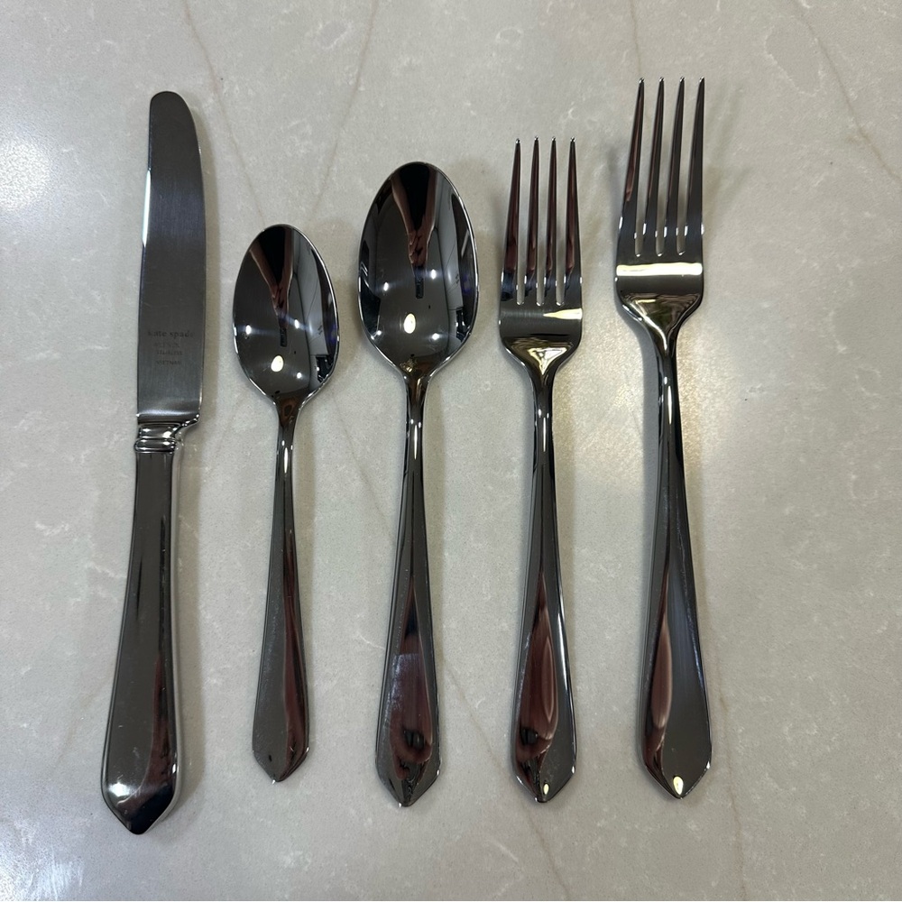 Kate Spade Tompkins Lenox stainless steel 5 piece set